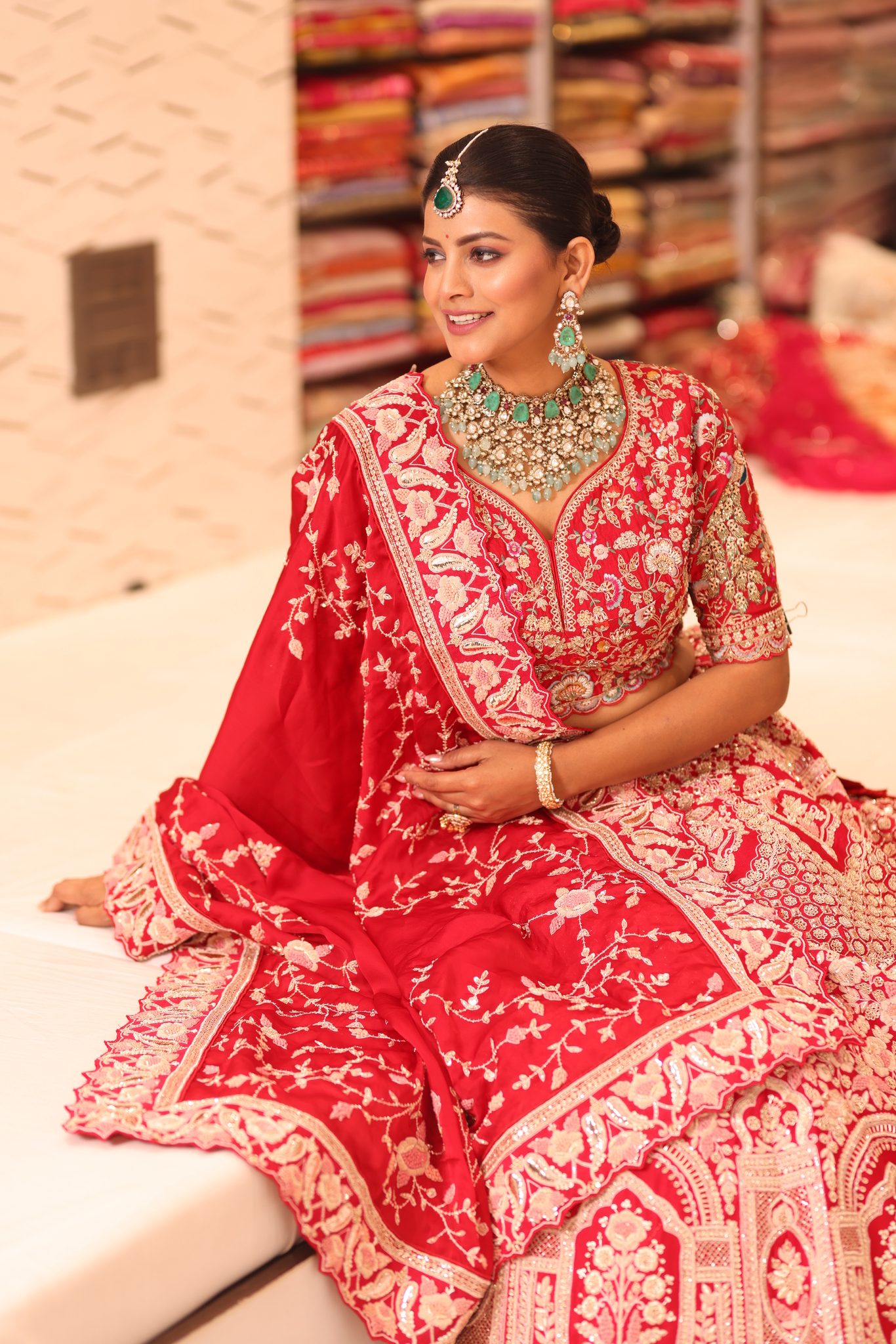 Vermilion Red Heritage Silk Bridal Lehenga with Ornate Palace Archways and Hand-Embroidered Floral Zardosi - Image 3